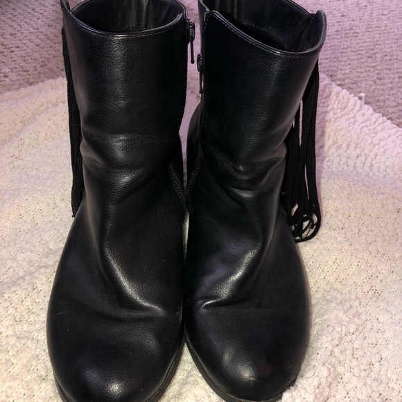 Wide width black fringe booties - Picture 2 of 4